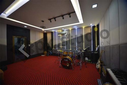 รับทำห้องอัดเสียง-ติดแผ่น-acoustic-panels